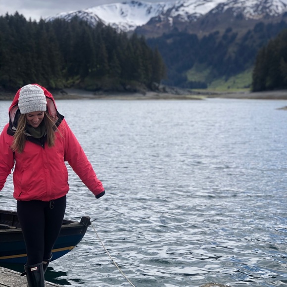 Meet your Posher, Jenna - Picture 4 of 4